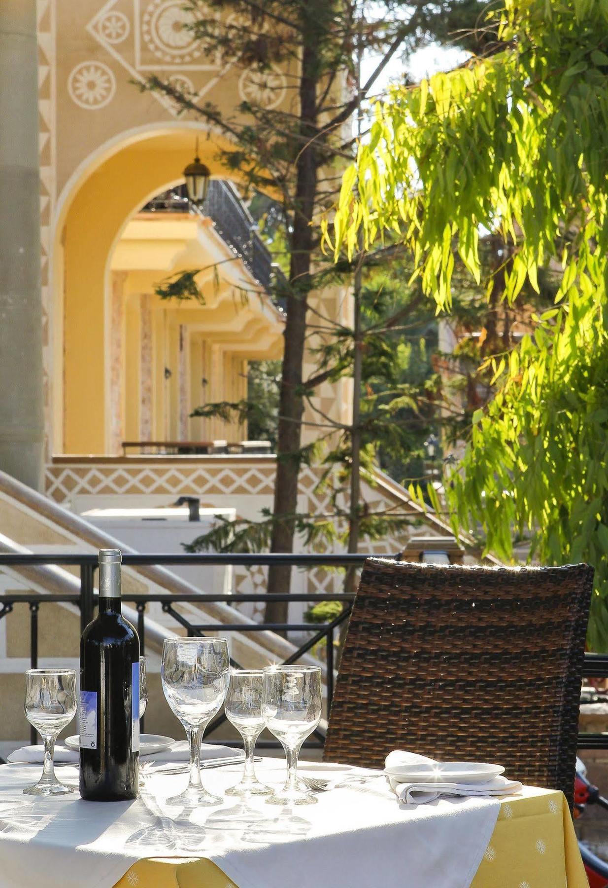 Grecian Castle Chios Hotel Exterior photo
